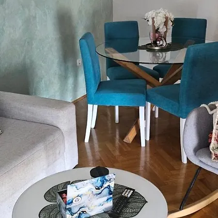 Krstanovic Appartamento Makarska